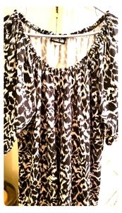 Double Take 3XL on or off shoulder top